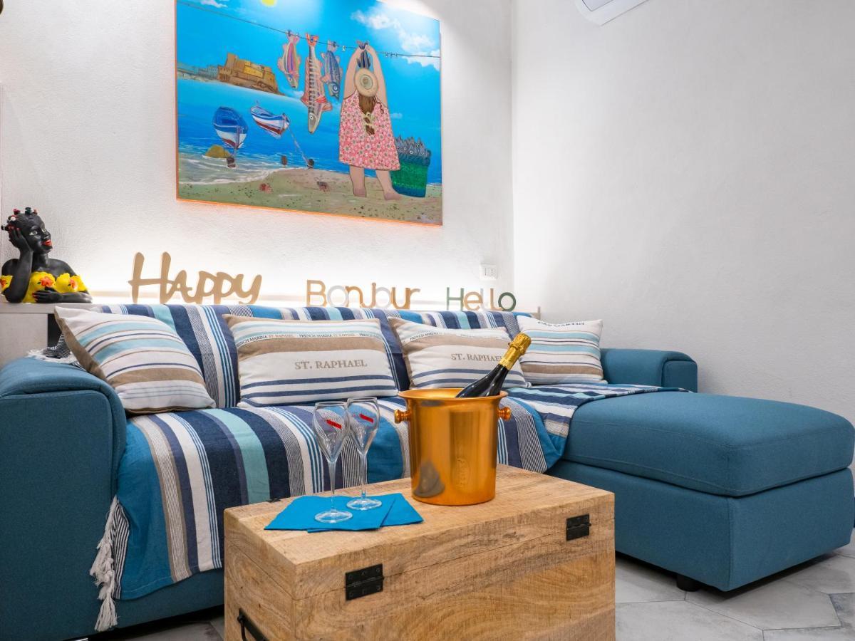 Clicka&Sleep Caracciolo Apartment Naples Exterior photo